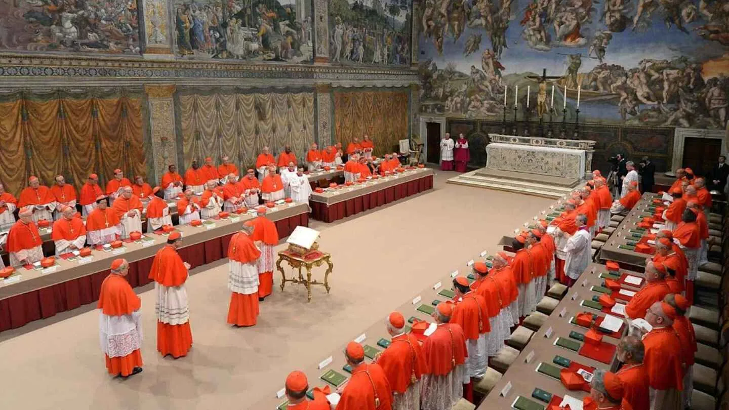 Comprehensive Guide: Ancient Ritual of Electing a Pope